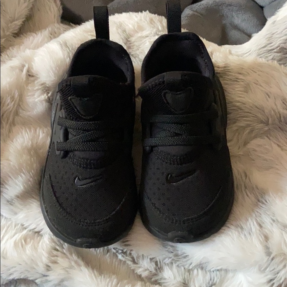 Toddler Nike’s